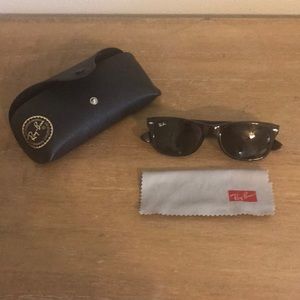 RAY-BAN tortoise shell sunglasses!